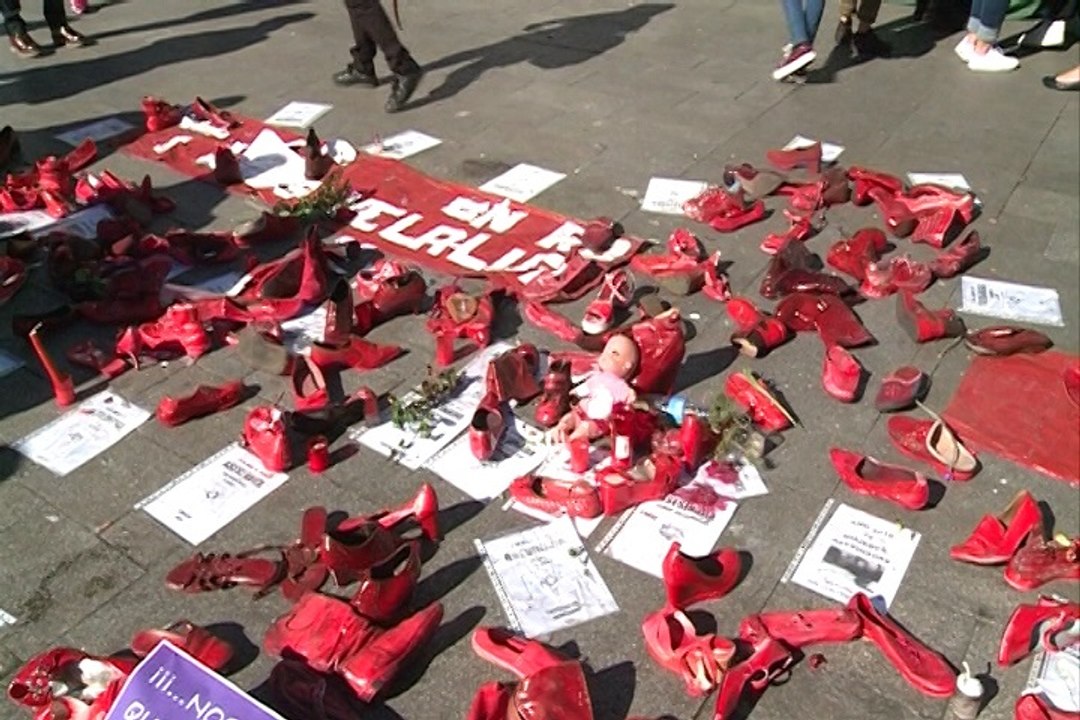 Mujeres en huelga de hambre contra la violencia de género