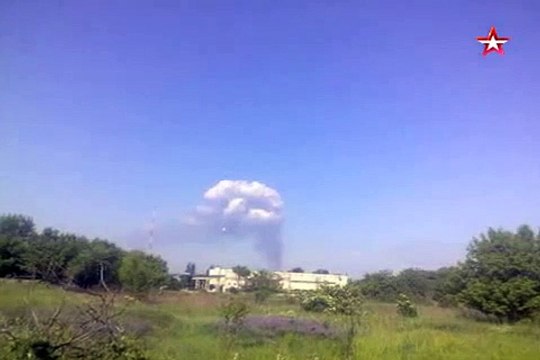 Ukrainian forces shell Donetsk with high explosive shells | Eng Subs