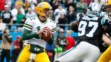 Packers Rodgers makes ridiculous cross-field pass