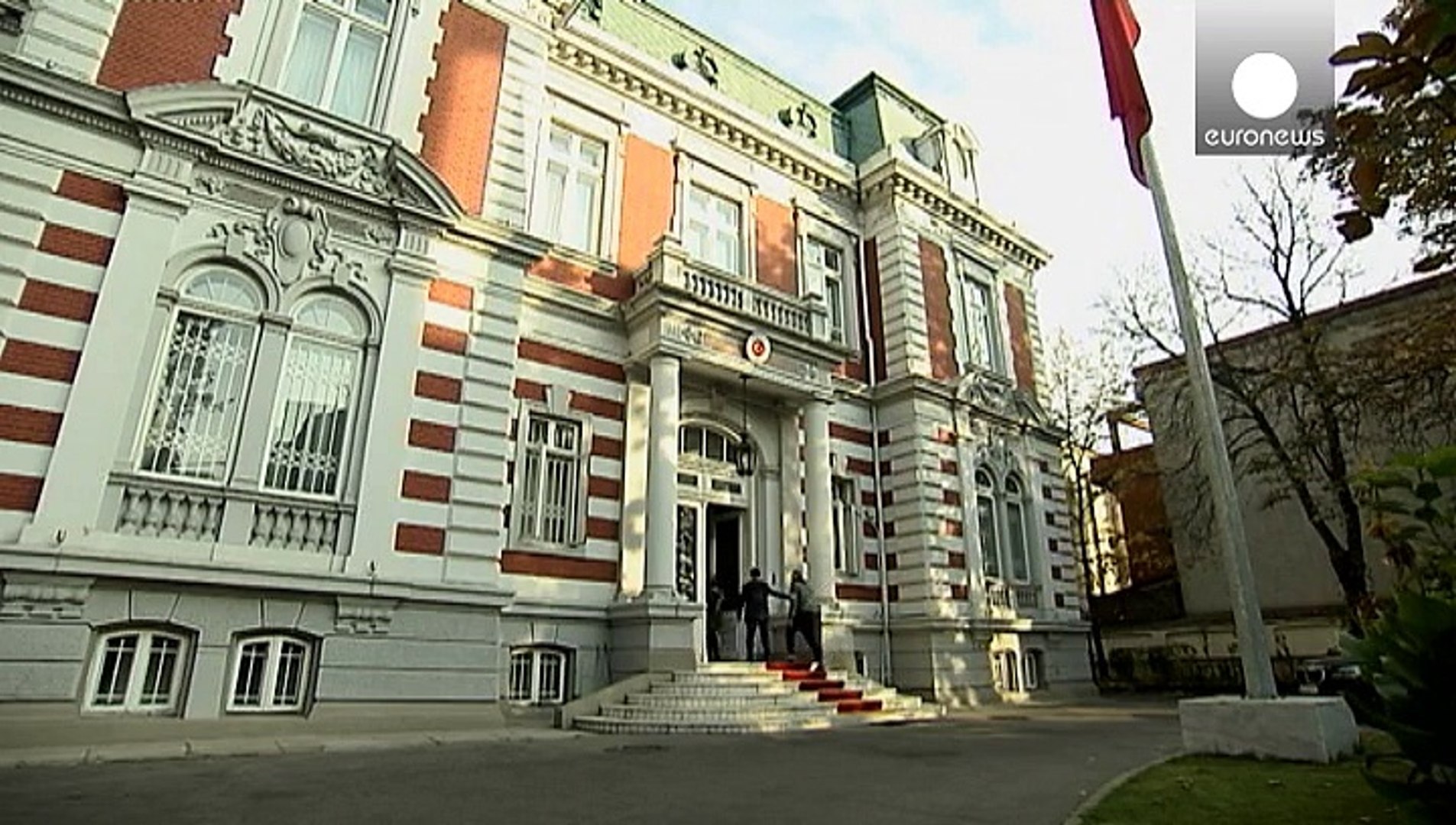 ⁣Пожежа в нічному клубі Бухареста забрала життя 2-х іноземних студентів