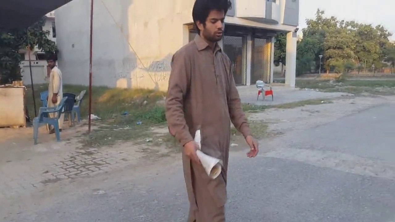 Nokar Bi Insan Hotay hain ! ( Short Story )
