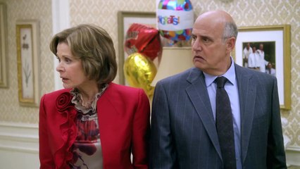 Official Arrested Development Season 4 Trailer Netflix [HD]