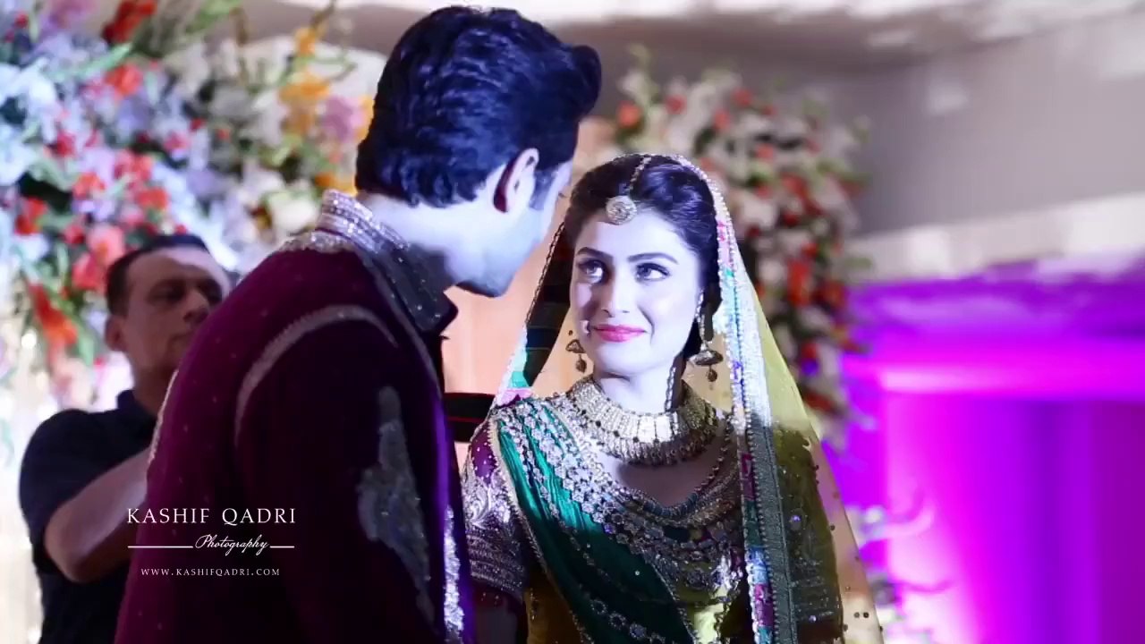 Ayeza Khan & Danish Taimoor Mehndi Entrance Dance