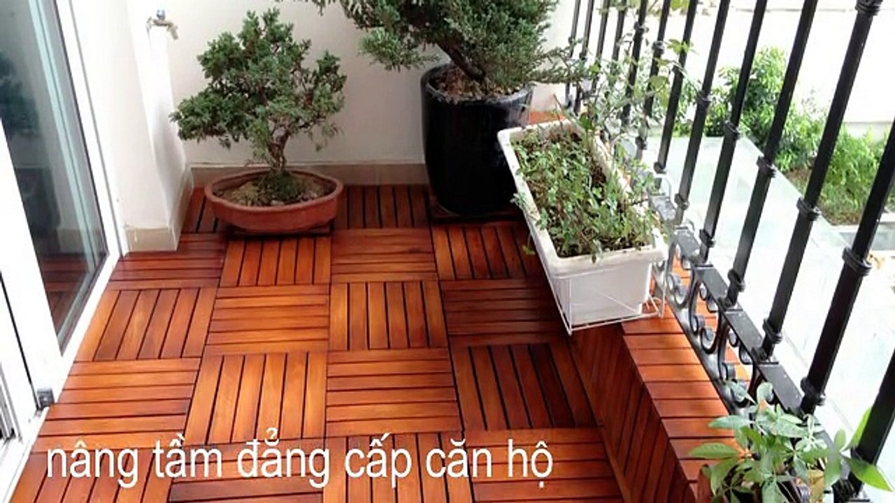 Sàn Gỗ Tự Nhiên Ngoài Trời Trang Trí Ban Công Chung Cư
