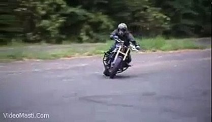 Stunt Ke Deewane - Amazing Bike Stunt - Must Watch