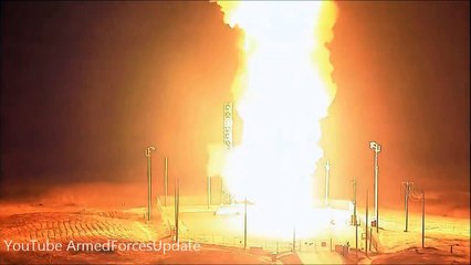 OBAMA SENDS MESSAGE !!! to Putin with US Military Missile Launch