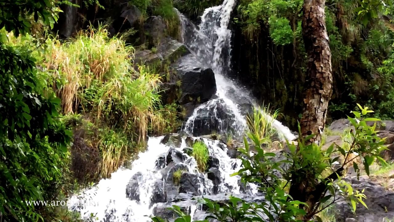 Silvermine Bay Waterfall 銀礦灣瀑布