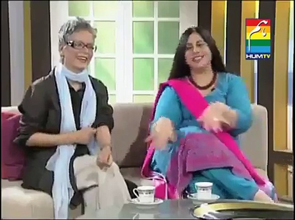 صنم بلوچ مارننگ شو میں کیمرے کے پیچھےکیاحرکتیں کرتی ہیں ویڈیولیک ہوگئی - Video Dailymotion