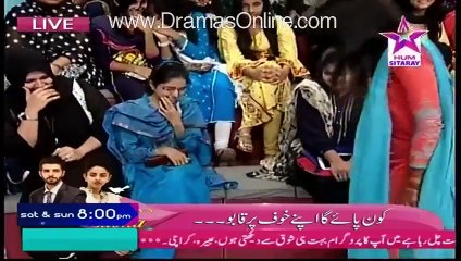 Lizard Came in Front of Girl in a Live Morning Show, See What Happened Next --