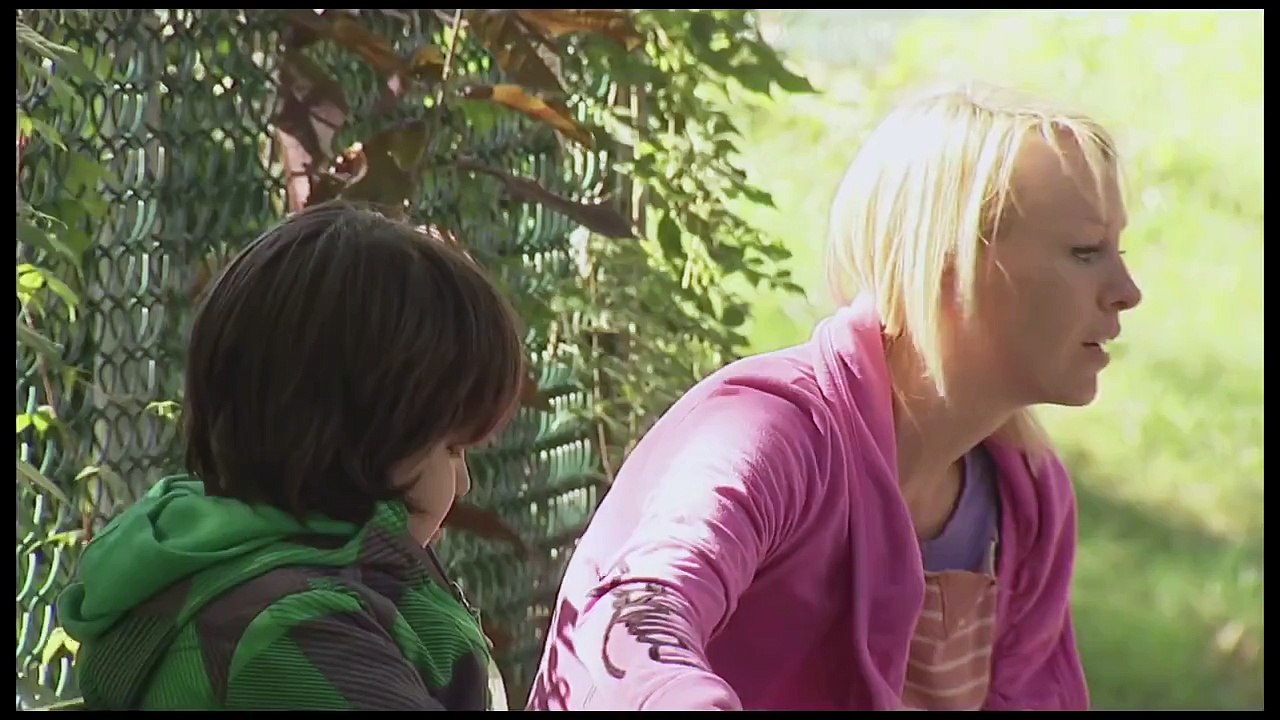 Kid Steals Blind Mans Dog !