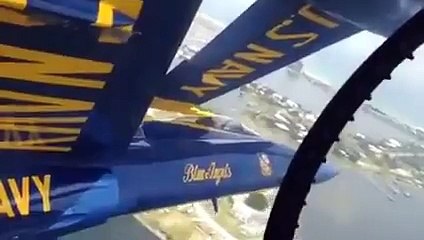 Blue Angels : Avions en formation serrée