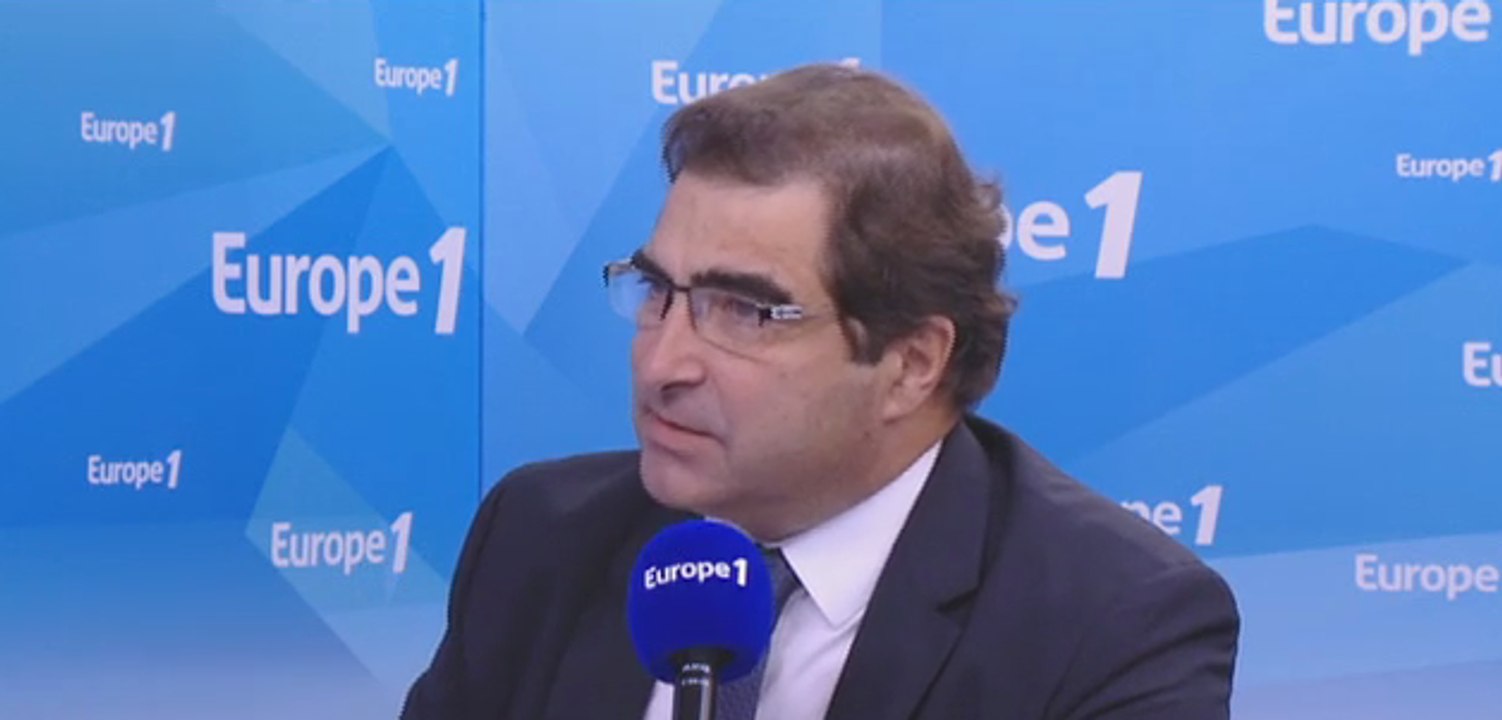 Les propos de Valls sur le FN divisent, même à gauche