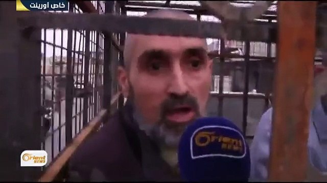 -الأسرى في الغوطة الشرقية بين المدنيين في محاولة لحماية أهالي الغوطة وردا على مجازر النظام