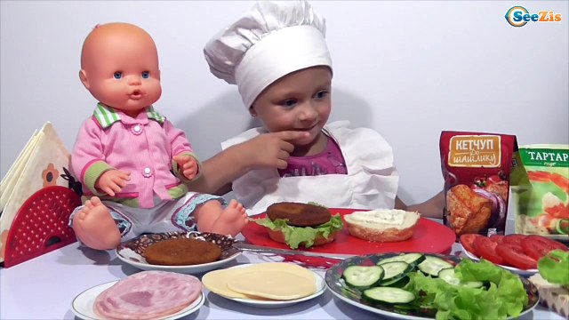 ✔ Кукла Ненуко и Повар Ярослава готовят бургеры. Новые рецепты. Nenuco doll with Yaroslava. Burgers