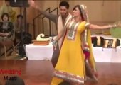 Karachi Wedding Mehndi Night Dance | Madly Of Songs | HD ✔