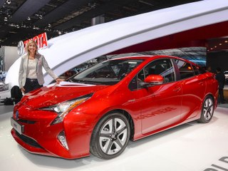 A bord de la Toyota Prius 4 (diaporama vidéo)