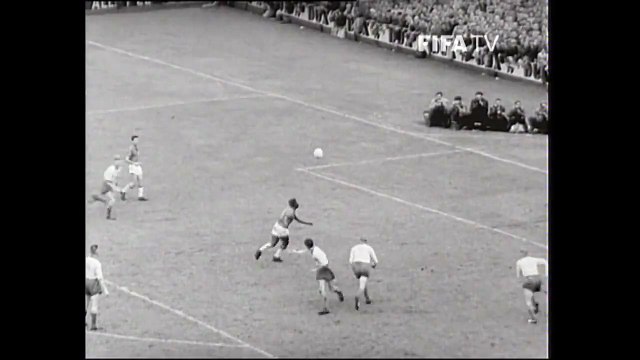 Golaço de Pelé - Brasil x Suécia 1958