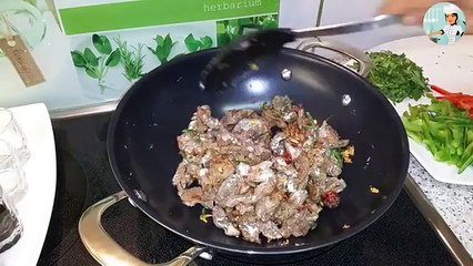 Stir Fried Sizzling Beef اِسٹر فرائیڈ سزلنگ بیف
