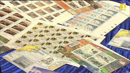 Les timbres de l'archipel s'exposent à Paris