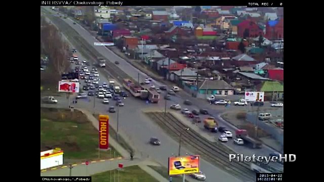 Big Car Crash Russian Dash Cam Accidents & Car Crashes Fails 2014