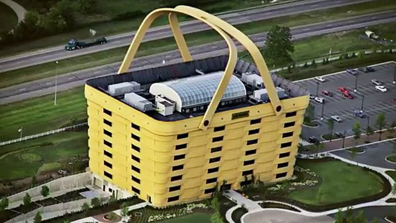 10 Strangest Buildings In The World