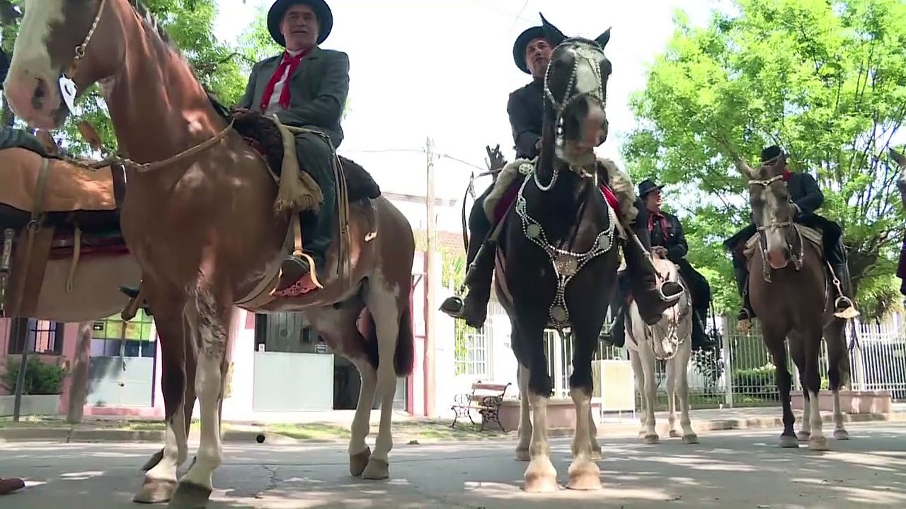 Gaucho-parade in argentinischer stadt