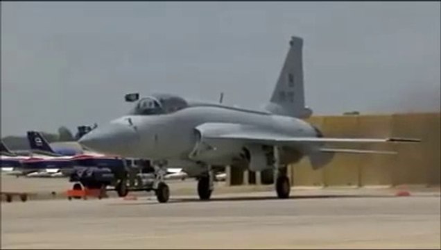 Pakistan Air Force Fighter Jet JF-17 Thunder in Action