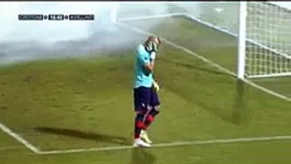 Fans Throw Flares on the Pitch Crotone vs Avellino 9⁄11⁄2015