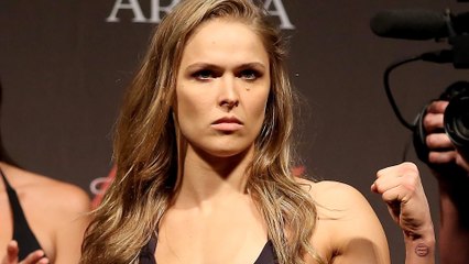 Evander Holyfield Says Ronda Rousey Would Beat Floyd Mayweather in a Fight