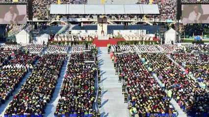 Pope highlights rights of workers in Italy's little China