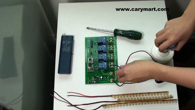 Long Range (1-3 miles) 4 Channel 6V/9V/12V/24Vdc Two-way High Power Wireless Remote Control 1 LED Light and 3 Light Bars