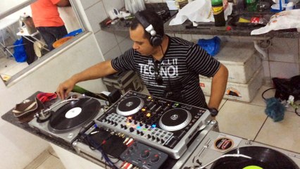 2015-11-08 19:43:15 Daniel Freitas