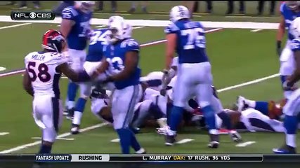 Aqib Talib pokes Dwayne Allen in the eye
