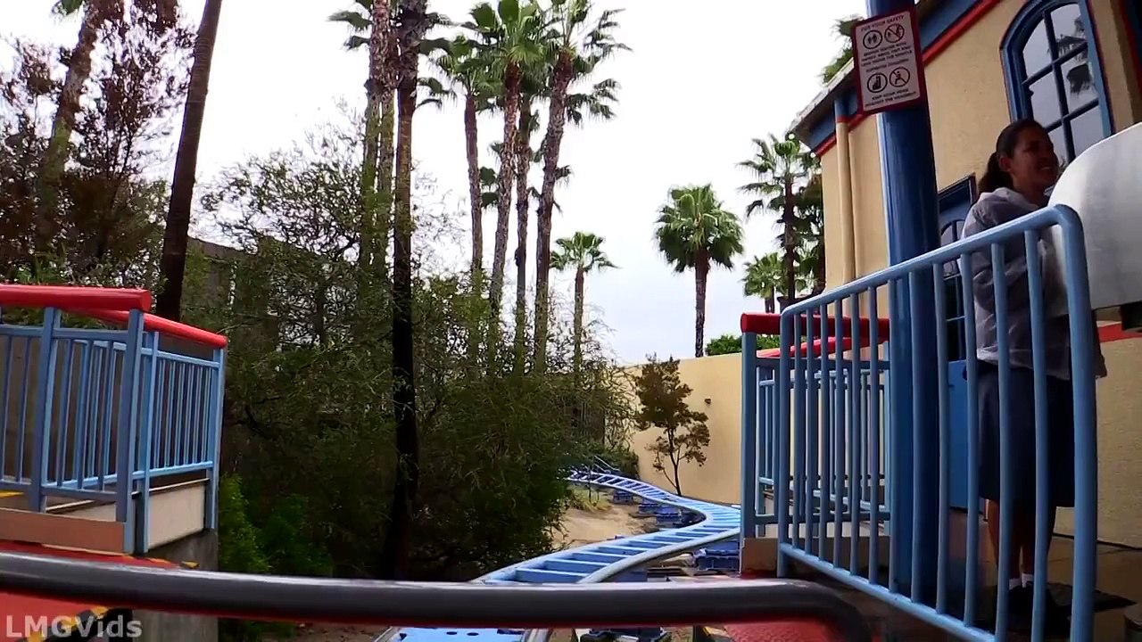 California Screamin Disneys California Adventure Park (Full Complete Ride Through & Queue