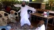 TARIQ JAMEL SB DOING EXERCISE