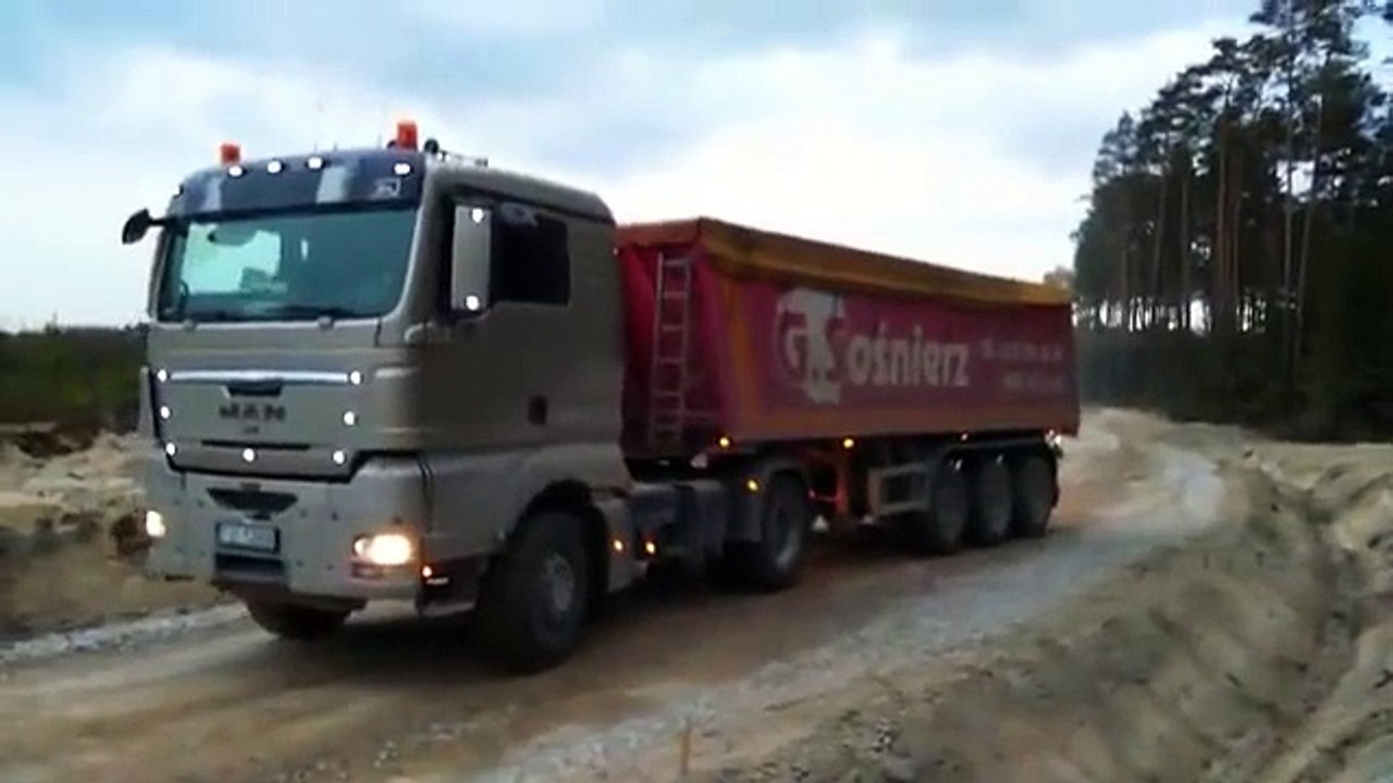 12021392_911071132291737_1740697583_n