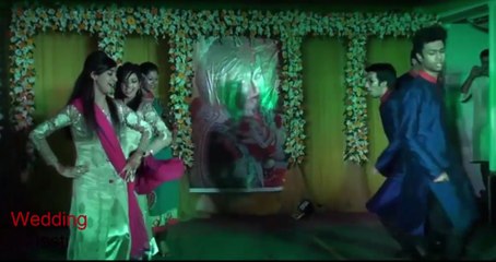 Islamabad Wedding Dance On Indian Song ( Mehndi Laga Ke Rakhna) | HD ✔