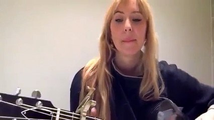 ENGLISH WOMEN AMAZED BY SINGING URDU GHAZAL AYE ISHQ HAMAIN