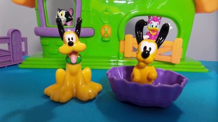 PLUTO E PLUTO JR A TURMA DO MICKEY NA FAZENDINHA APRESENTA PLUTO E PLUTO JÚNIOR