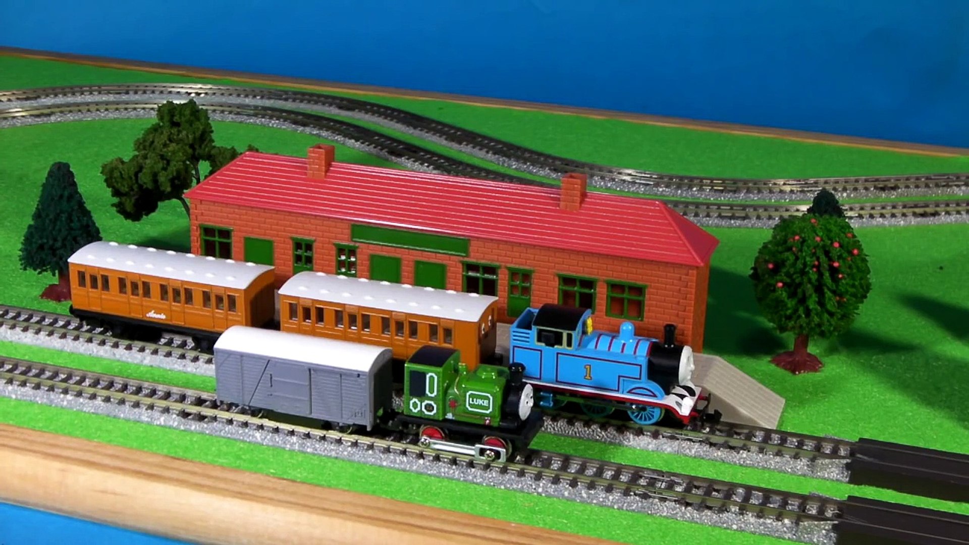 N Gauge Thomas And Friends Minis Wave3 Luke ミニミニトーマス 第３弾 ルーク ｎゲージ化 Dailymotion Video