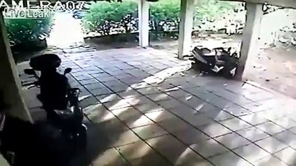 Predator Orthodox Jew Assaults a Haredi Girl _ he did this and run like they always do