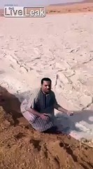 Une Rivière de Sable inexpliquée coule au milieu du Désert Irakien