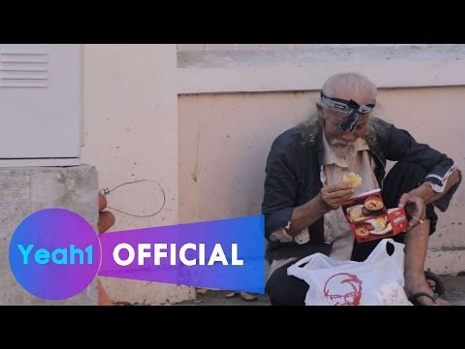 4TRY - Hỏi xin ăn người lạ - Asking food with the strangers in Vietnam (Social Experiment)