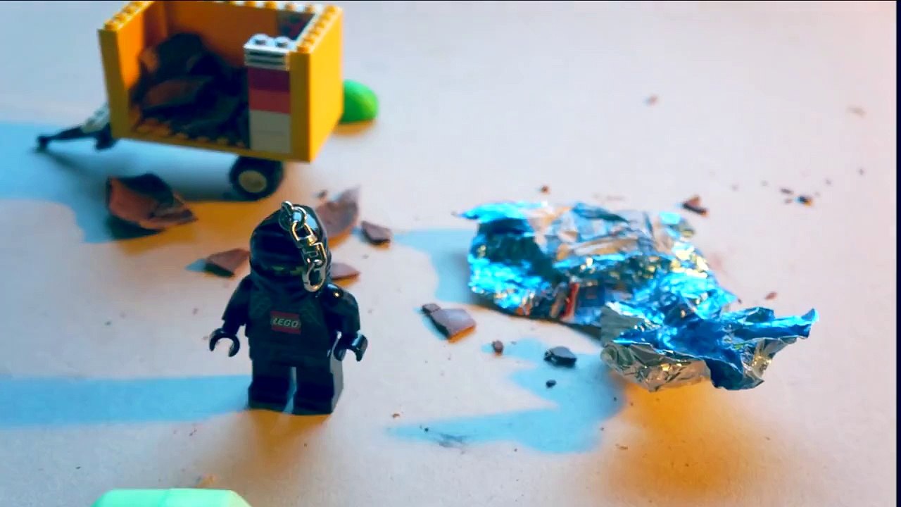 Lego minifigures and Kinder Surprise Eggs with Thomas and Friends Minions Tom and Jerry