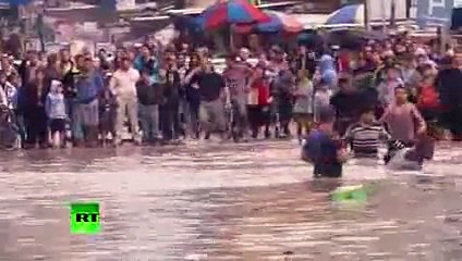 Heavy rains flood Gaza  Israel streets 2015