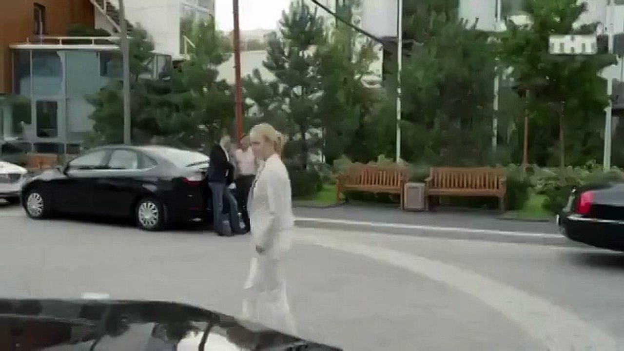 Девушка припарковалась. Мужики ОФИГЕЛИ
