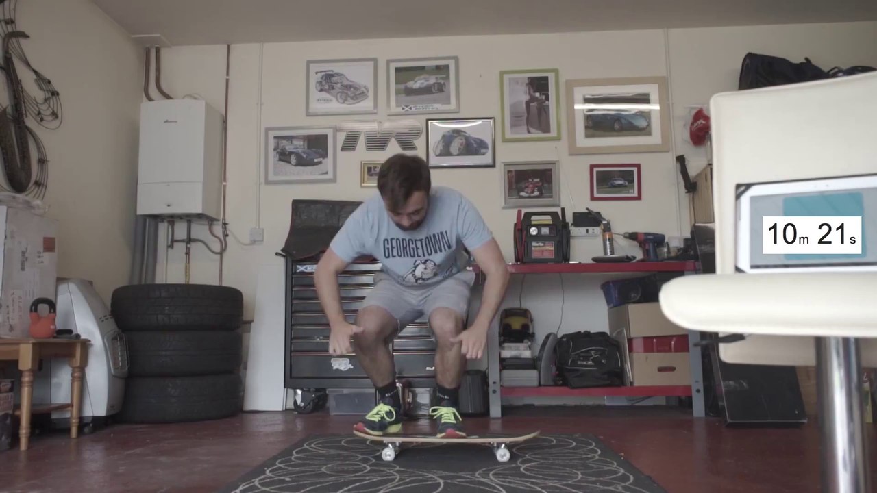 Il apprend à faire un Kickflip en Skateboard en 5h!