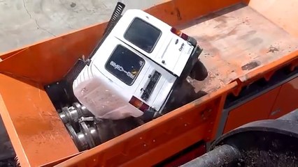 PARÇALAYICI CANAVAR MAKİNE - ARABAYI NE HALE GETİRİYOR GÖRÜN !