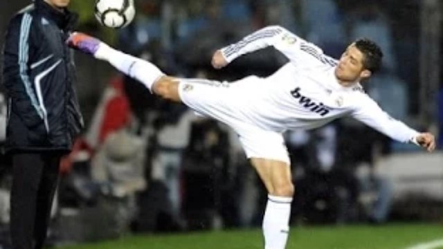 Amazing Football Tricks & Skills • AMAZING Street Football Skills By SkillTwins ★ [HD] Best Football Managers • Skills ¦ Juggling ¦ Freestyle ¦ HD