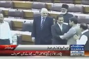 How Humza Shehbaz Insulted Ayaz Sadiq in National Assembly